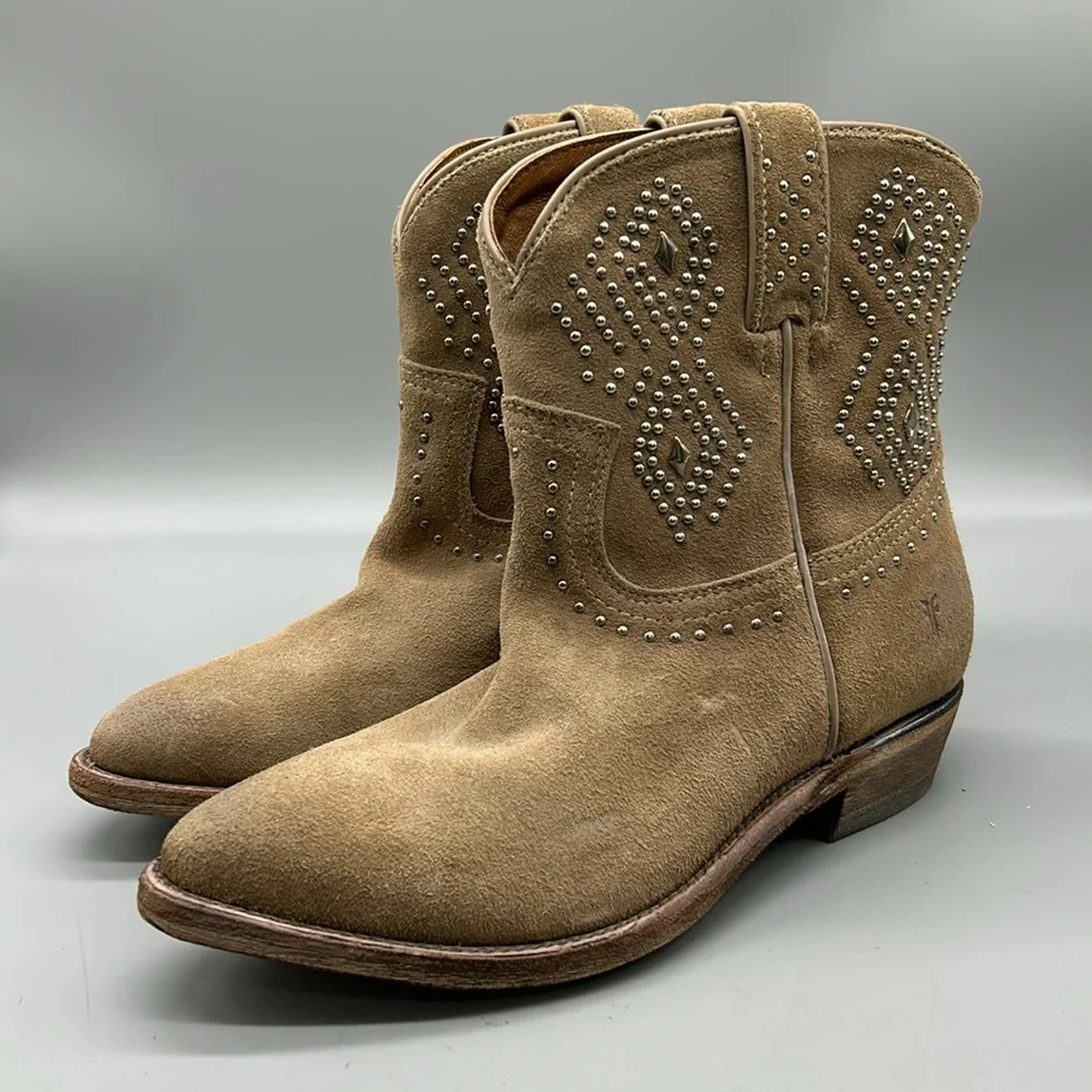 FRYE | BILLY STUD WESTERN BOOTS like new 7.5